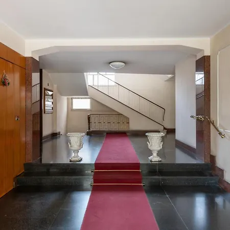 Noh St Peter Urban Loft Renovated 罗马